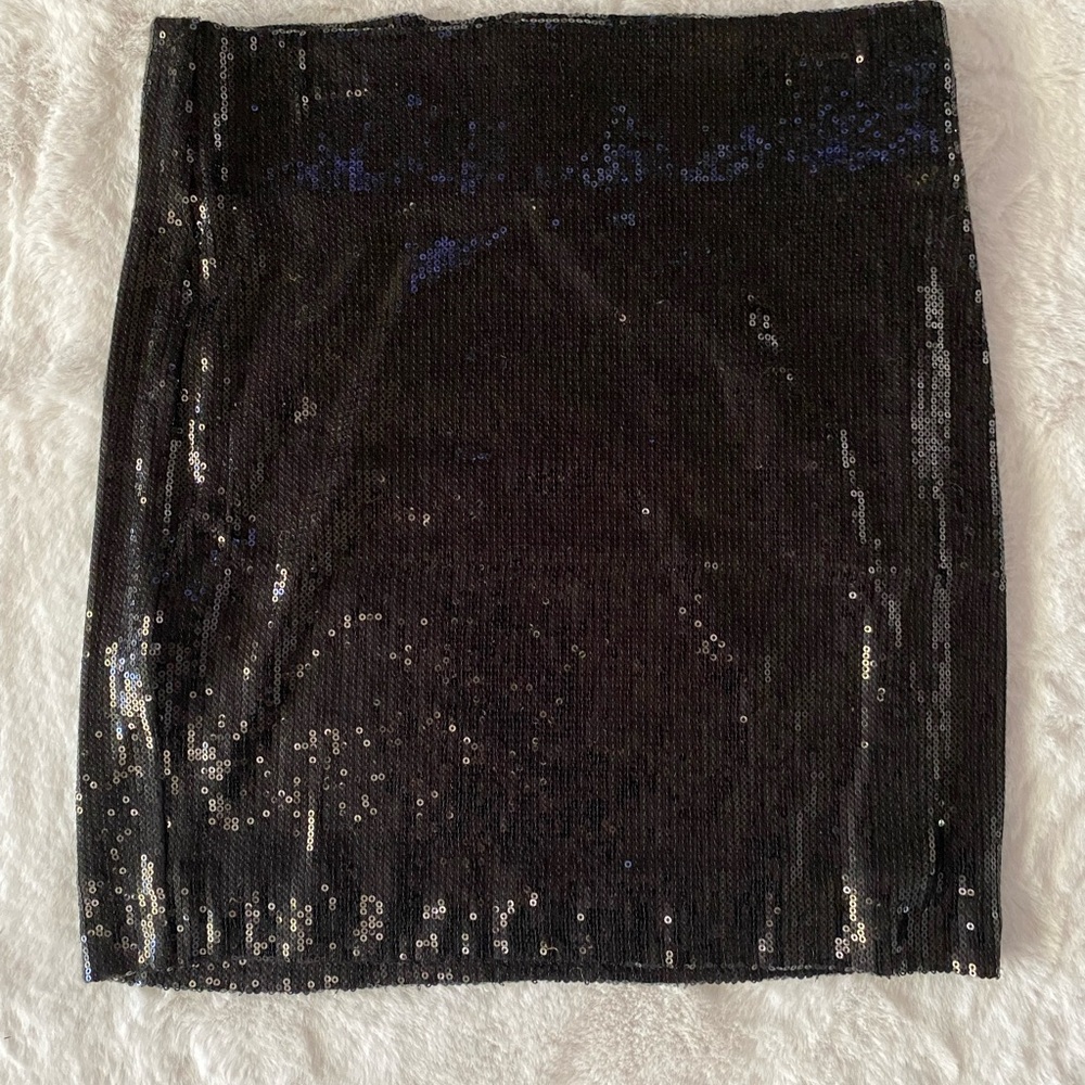 BCBGeneration sequin black mini skirt